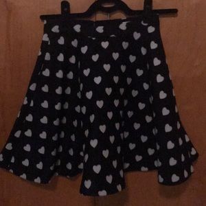 Alice and Olivia Wool skirt Black w/ white hearts
